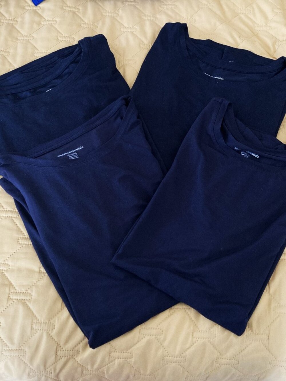 Lot of 4 Amazon Essentials Active Quick Dry Tech Stretch Tops Size XL - Black